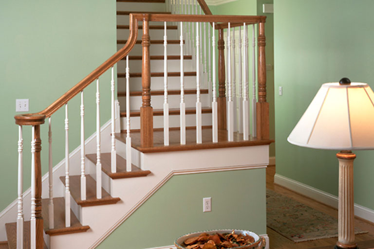https://www.briarwoodmillwork.com/wp-content/uploads/2015/10/stairs3.jpg